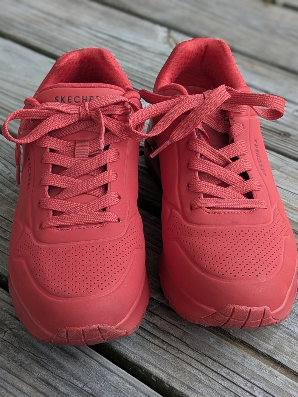 SKETCHERS Uno Sneakers Bright Fire Engine Red Color Tennis Shoes Men's Size 7.5